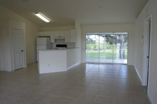 DSD Homes: Legacy 3/2 Interior View - Building new homes in Southwest Florida, South Florida, Lehigh Acres, Lee County, Collier County, Naples, Estero, Bonita Springs, Cape Coral, and Golden Gate Estates.